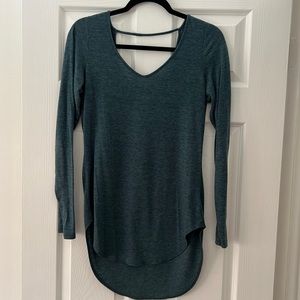 The Limited Aqua Long Sleeve Tee Size Small